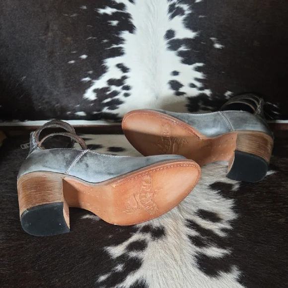 Freebird Randi - Picture 7 of 10